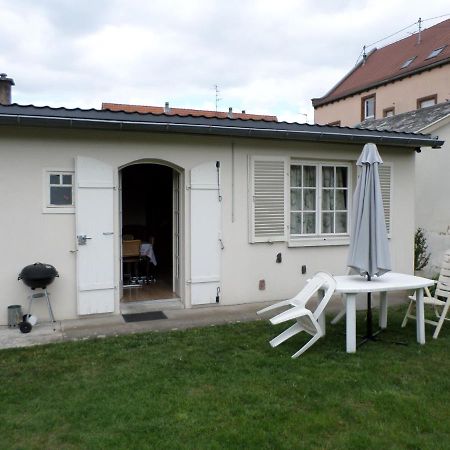 Studio-appartement à proximité d'une maison de Maître de 1904 Haguenau Exterior foto
