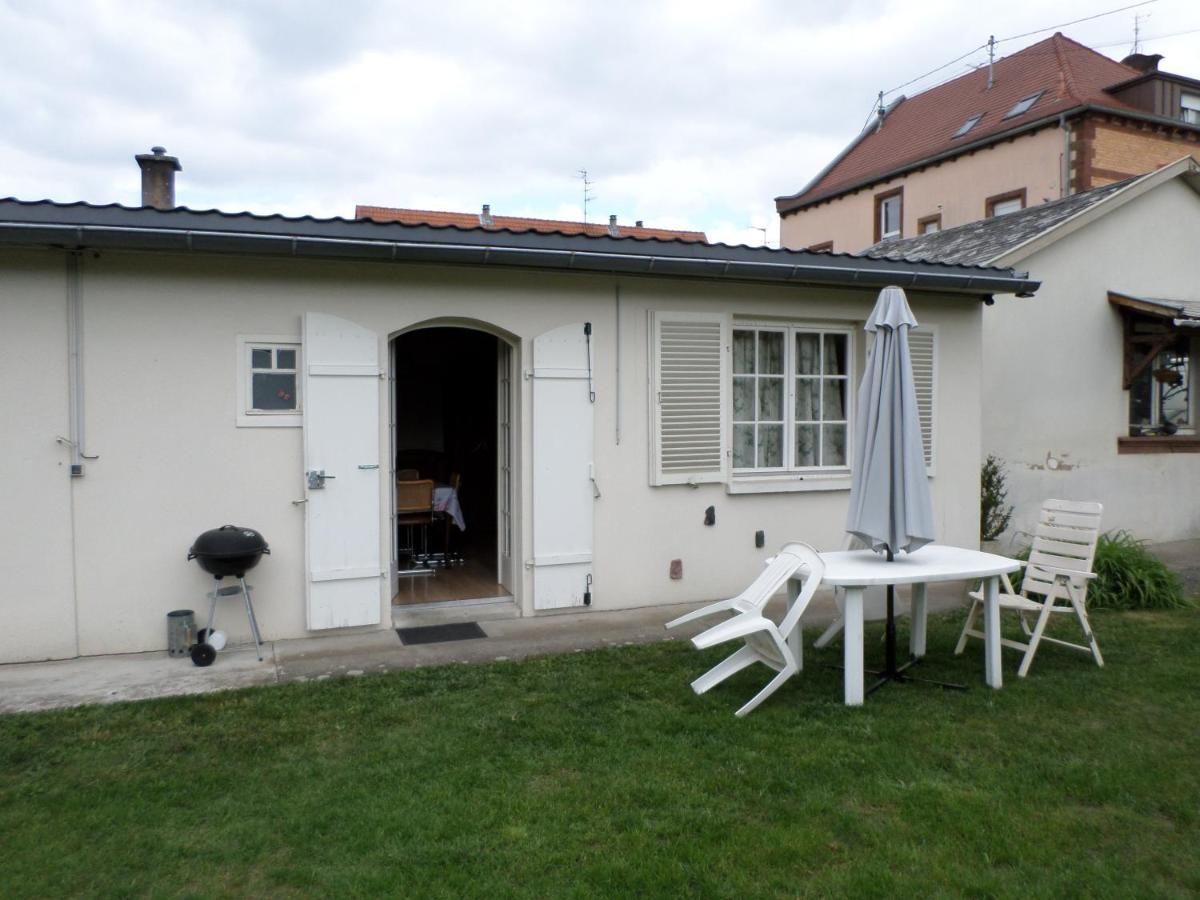 Studio-appartement à proximité d'une maison de Maître de 1904 Haguenau Exterior foto